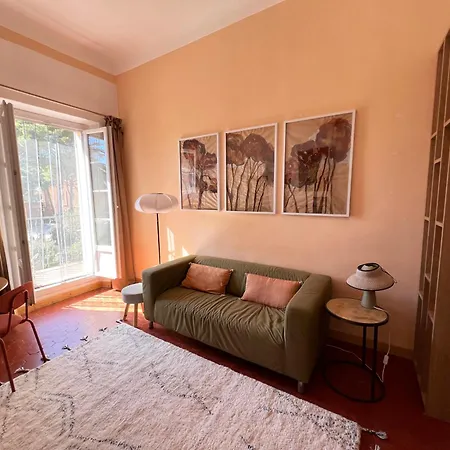 Pour 3 Personnes Pres Lägenhet Hyères